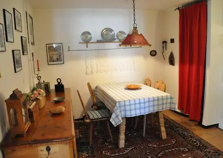Apartment Chesa Dimvih *